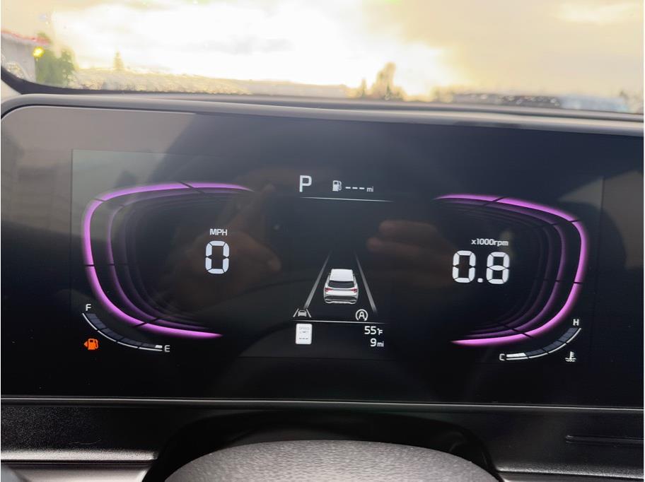 Vehicle image 19 of 24