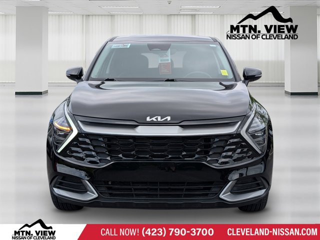 Vehicle image 2 of 29