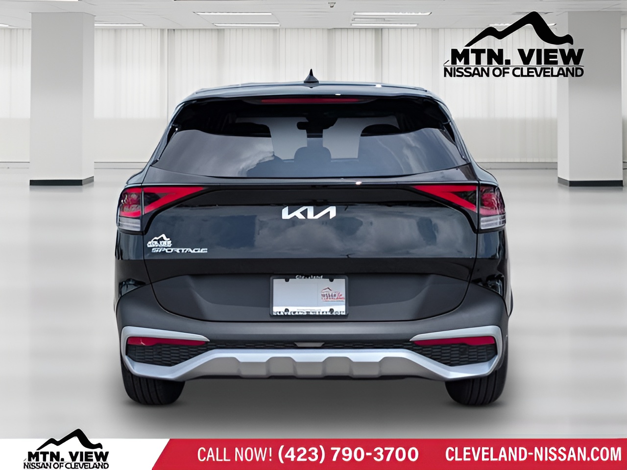 Vehicle image 28 of 29