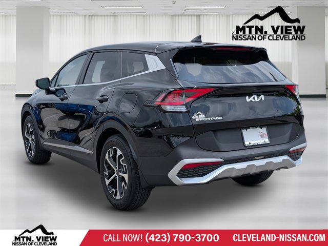 Vehicle image 7 of 29