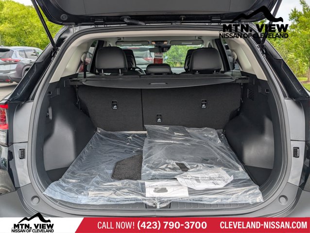Vehicle image 21 of 29