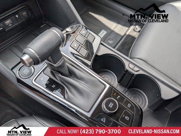 Vehicle image 15 of 29
