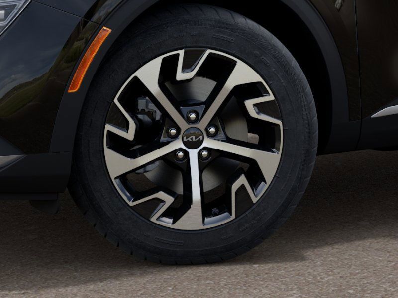 Vehicle image 10 of 27