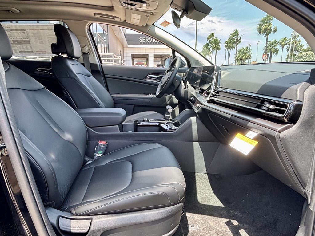 2025 Kia Sportage EX Image 22 of 23