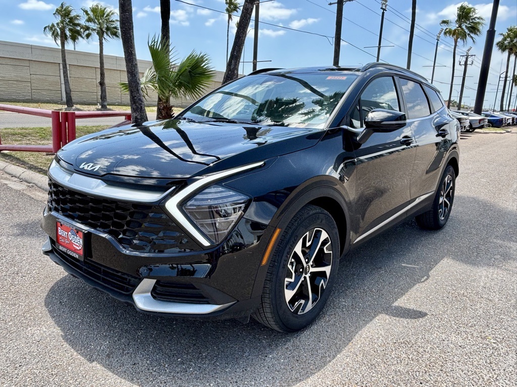 2025 Kia Sportage EX Image 1 of 23