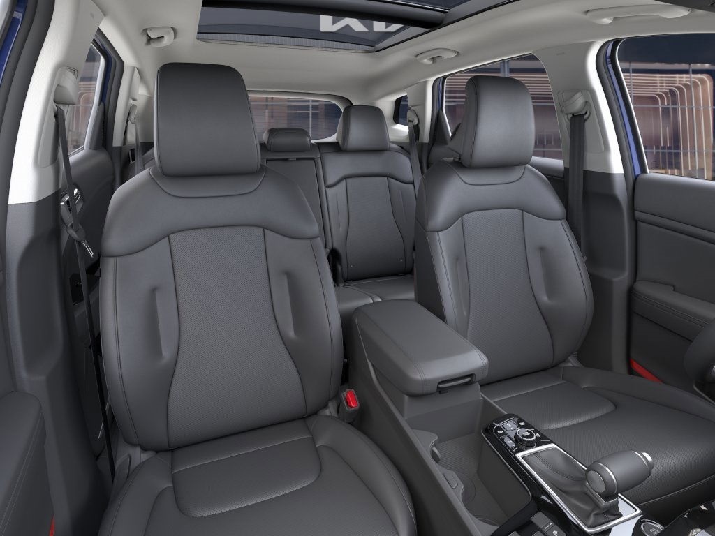 Vehicle image 15 of 27