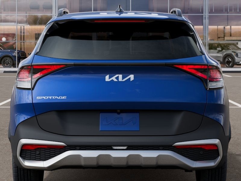 Vehicle image 8 of 27