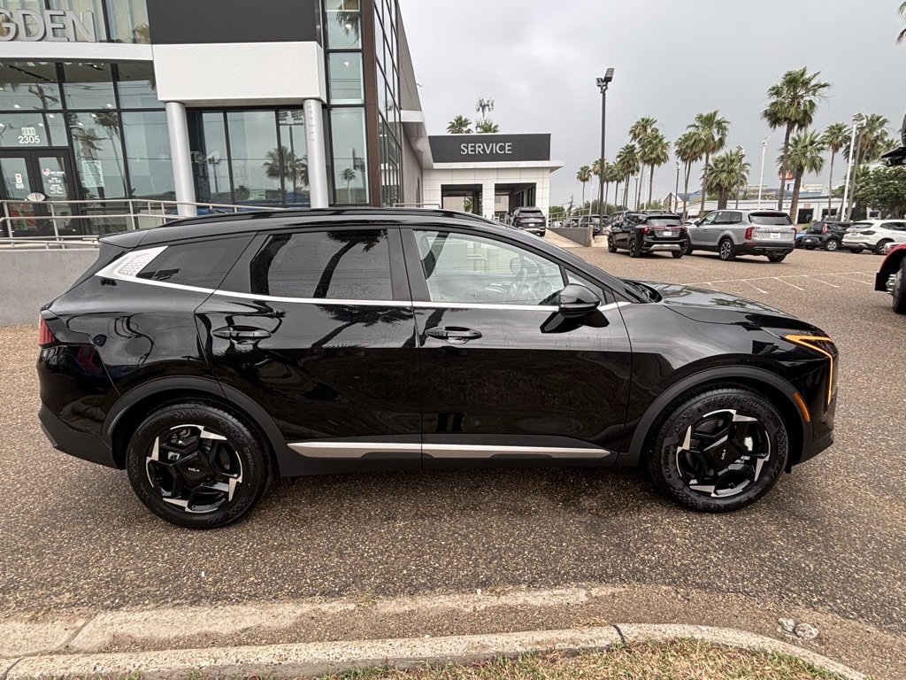 2026 Kia Sportage EX Image 4 of 24