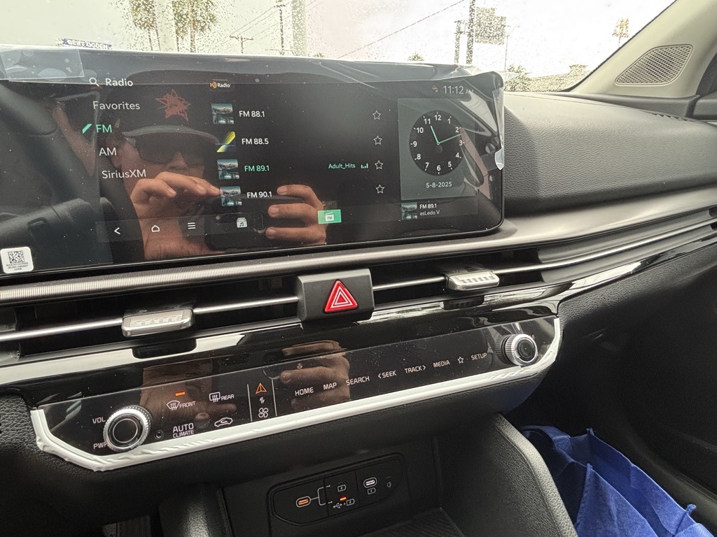 2026 Kia Sportage EX Image 10 of 24