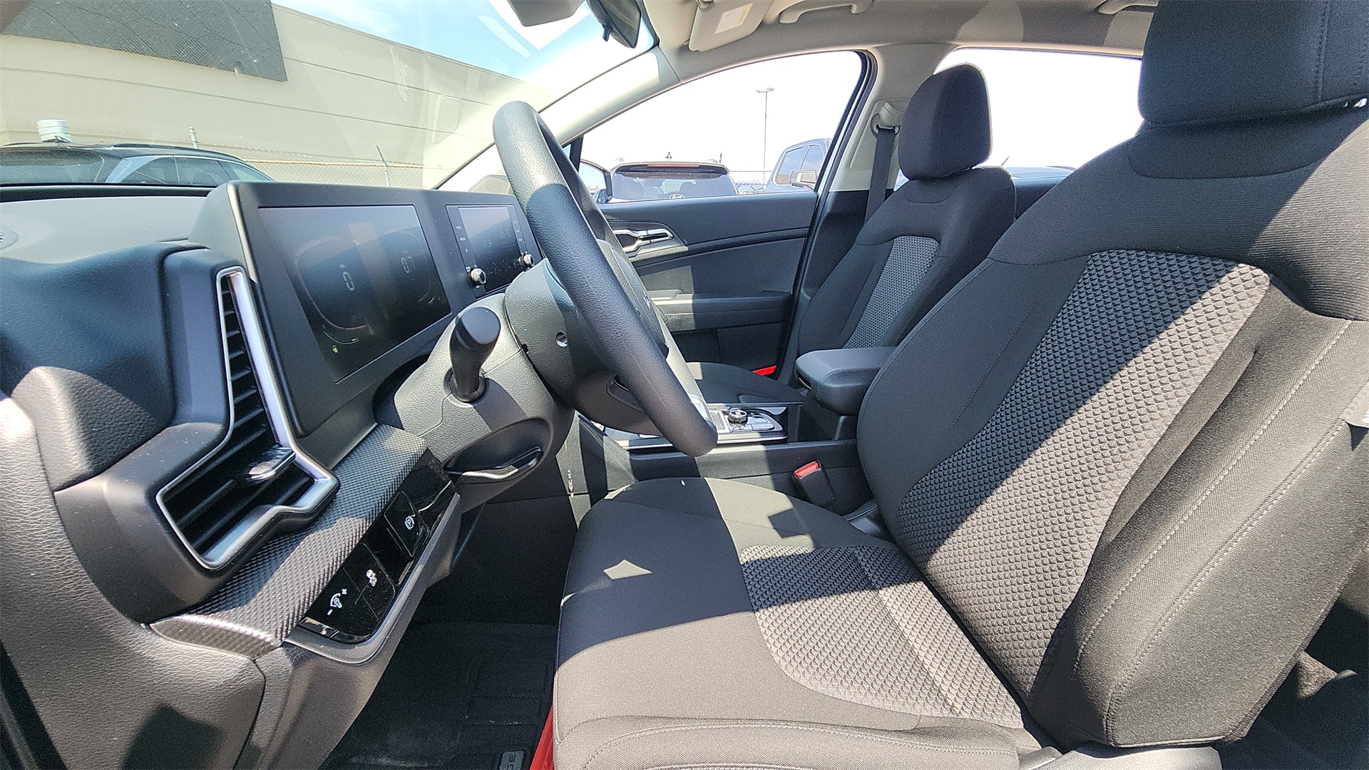 Vehicle image 10 of 40