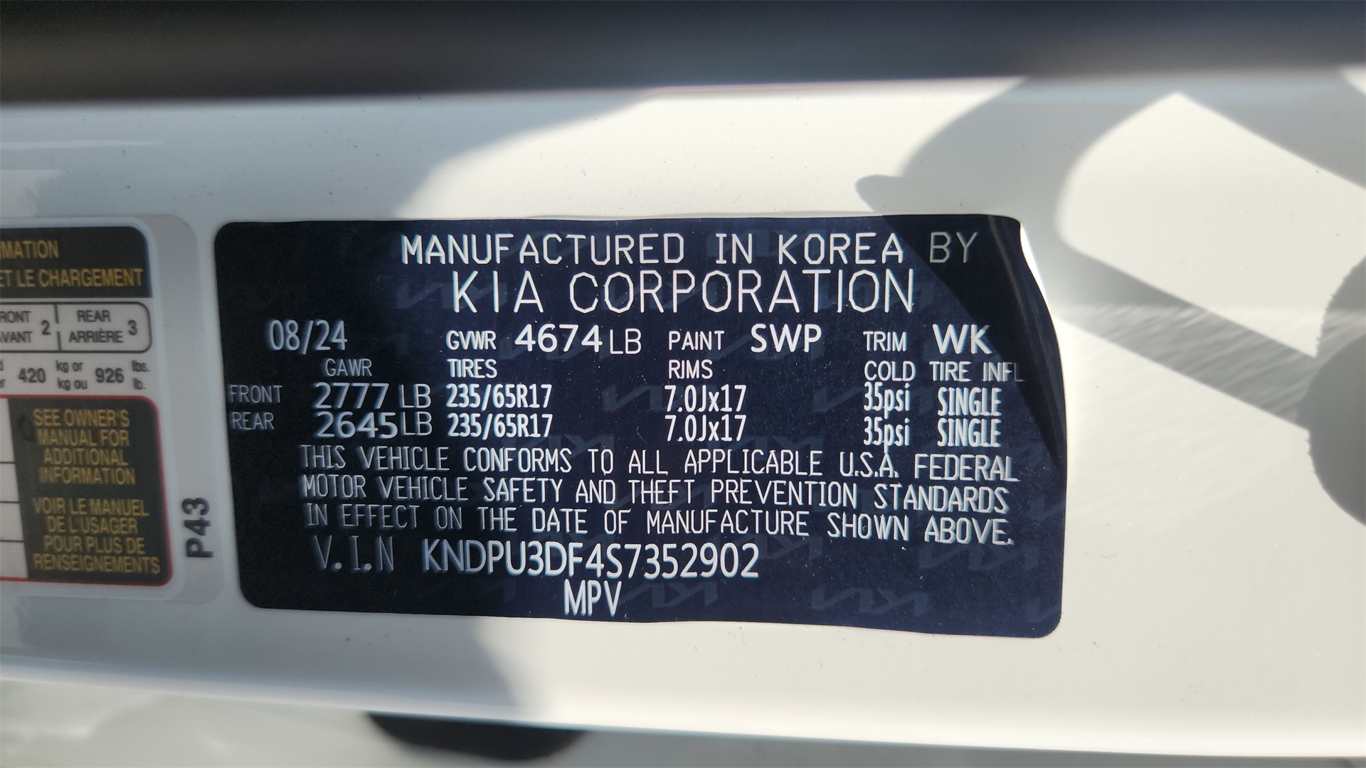 Vehicle image 23 of 40