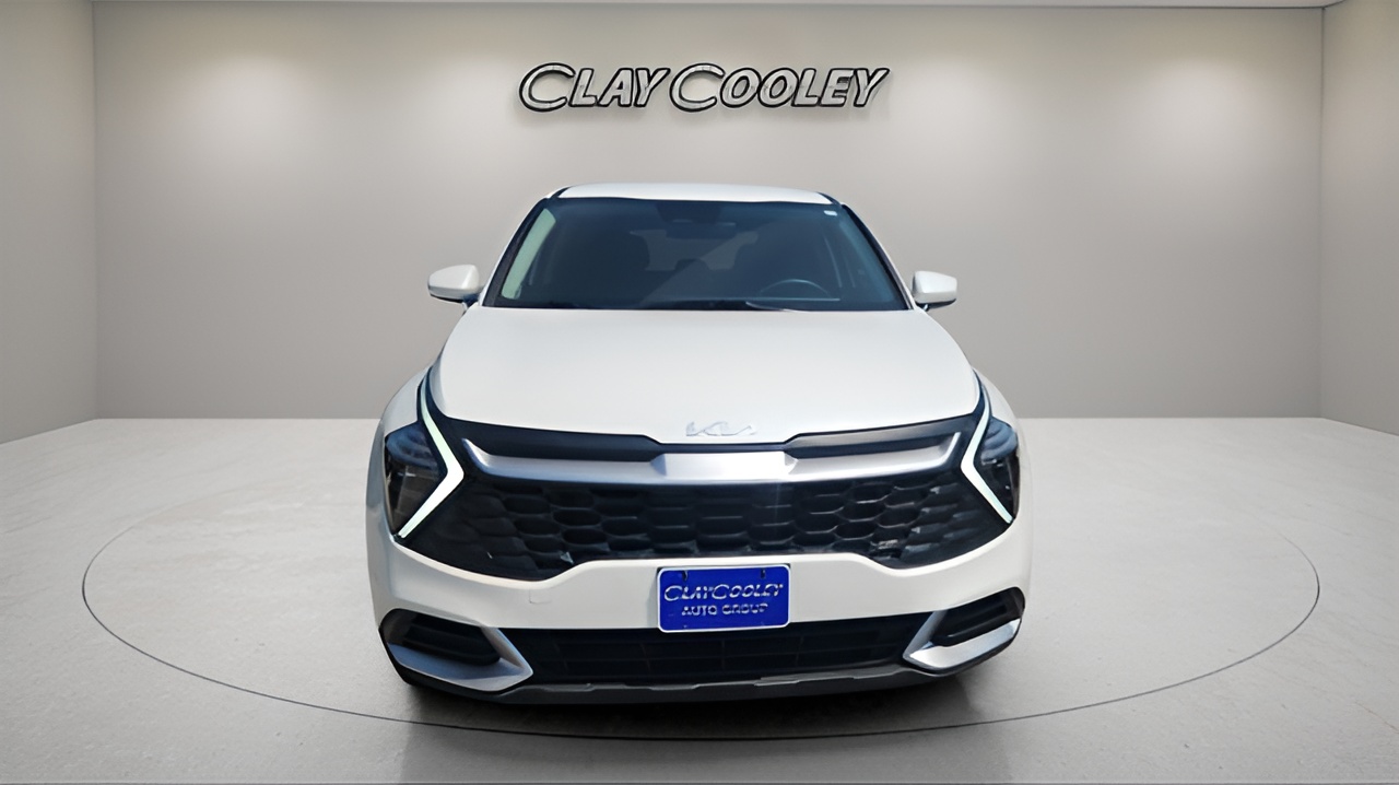 Vehicle image 34 of 40