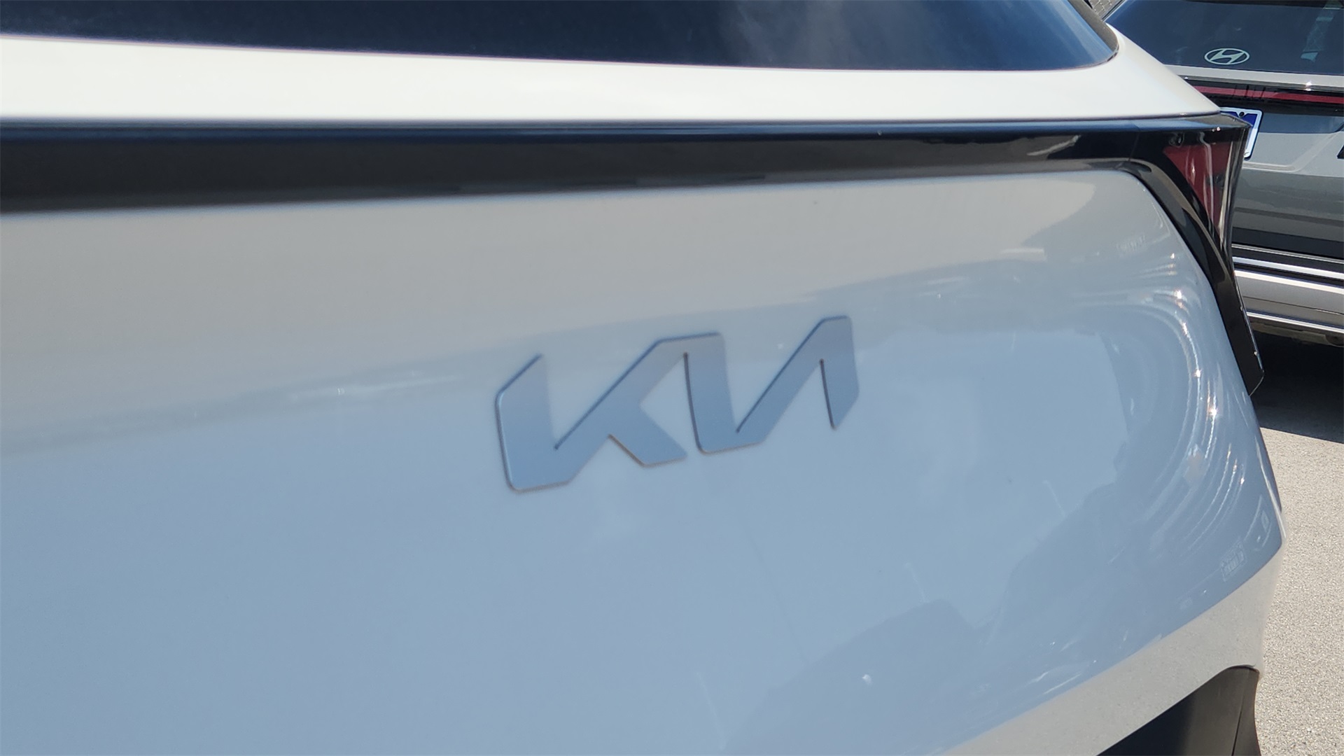 Vehicle image 31 of 40