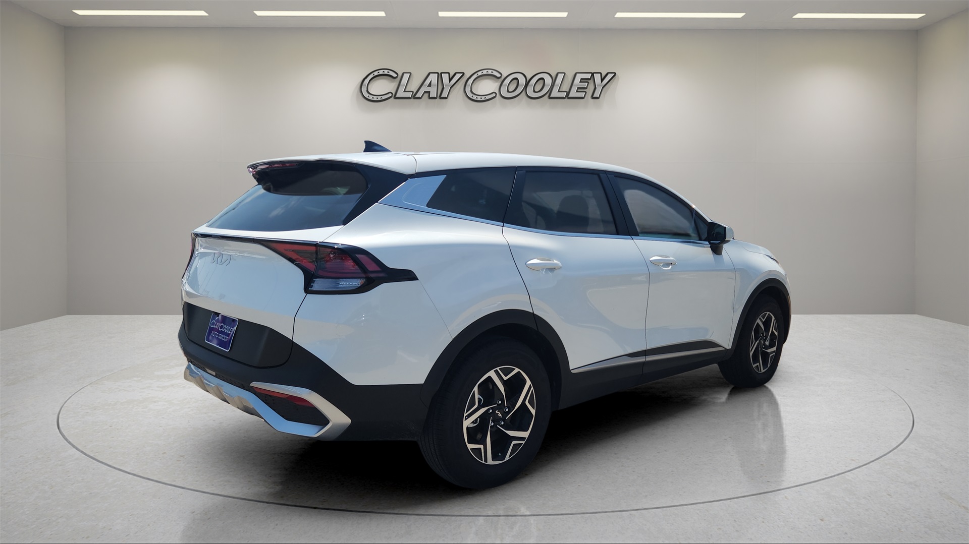 Vehicle image 5 of 40