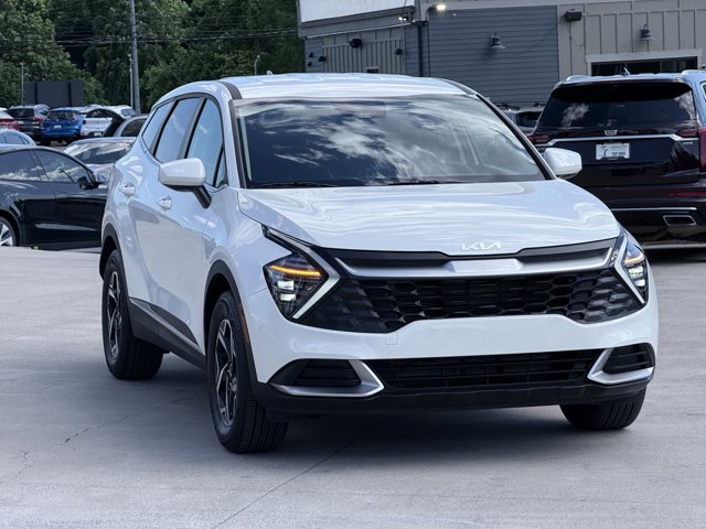 Vehicle image 15 of 100