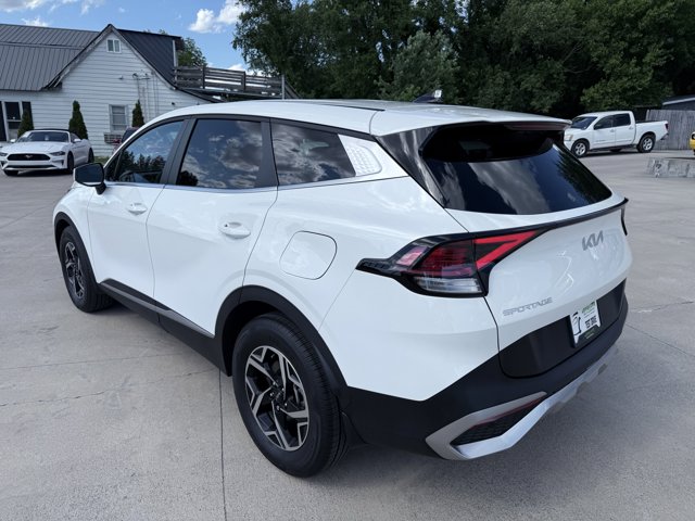 Vehicle image 27 of 100