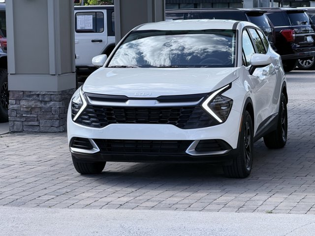 Vehicle image 7 of 100
