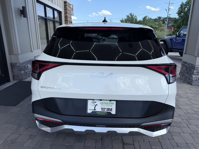 Vehicle image 74 of 100