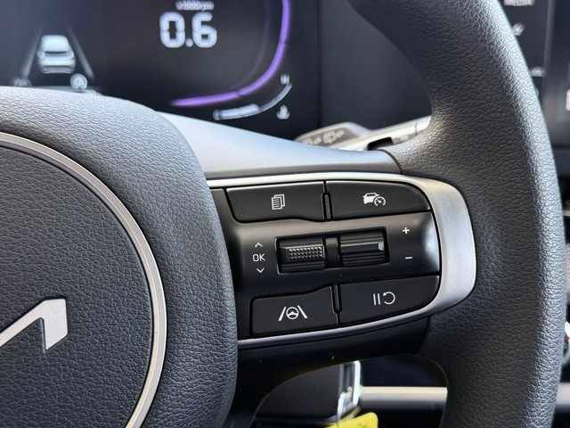 Vehicle image 51 of 100