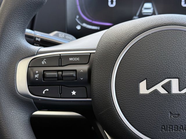 Vehicle image 52 of 100