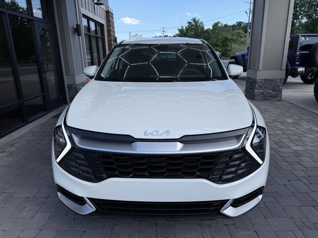 Vehicle image 9 of 100
