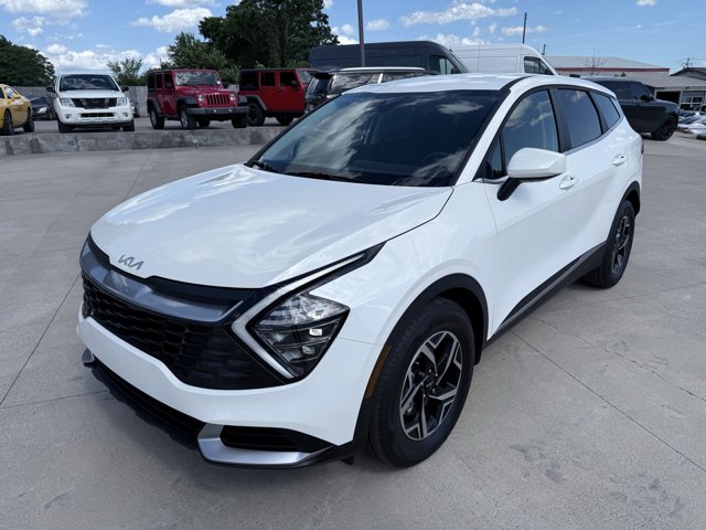 Vehicle image 5 of 100