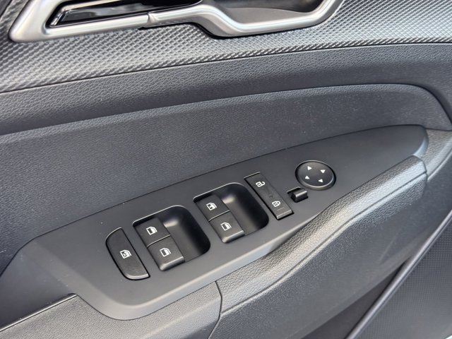 Vehicle image 45 of 100
