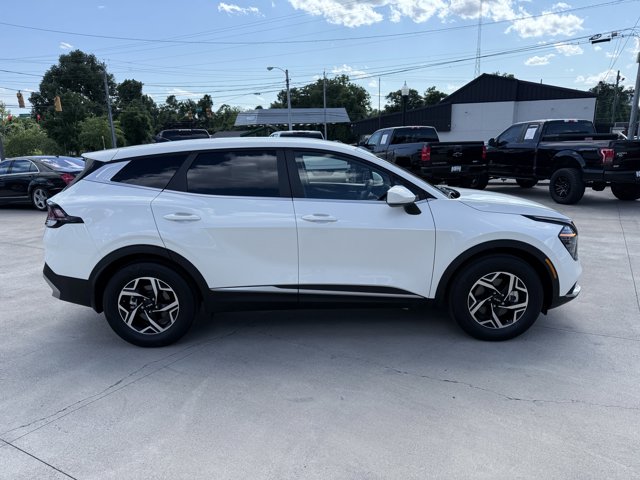 Vehicle image 21 of 100