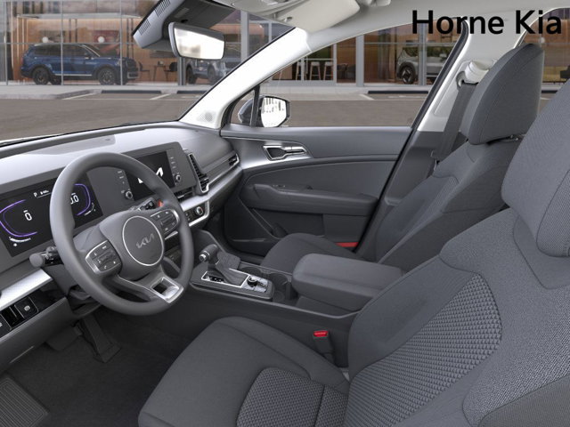 Vehicle image 16 of 28
