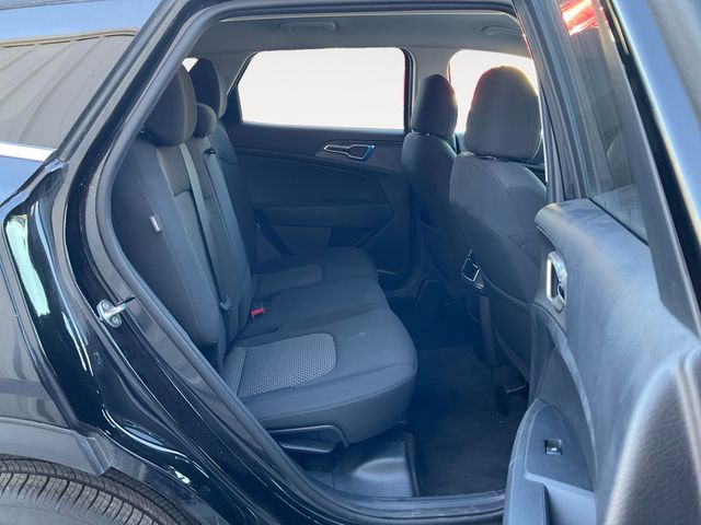 2025 Kia Sportage LX Image 14 of 22