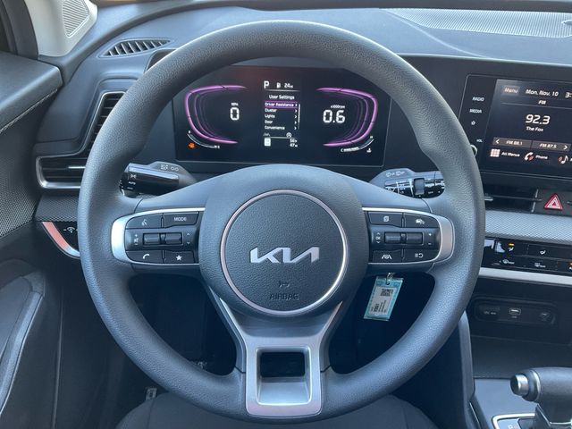 2025 Kia Sportage LX Image 16 of 22