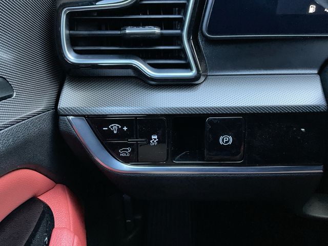 2025 Kia Sportage SX Image 18 of 25