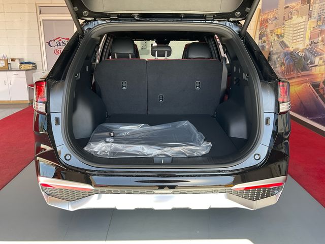 2025 Kia Sportage SX Image 13 of 26