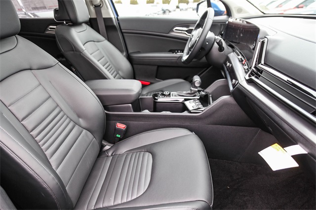 Vehicle image 9 of 24