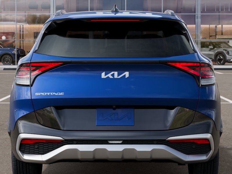 Vehicle image 8 of 27