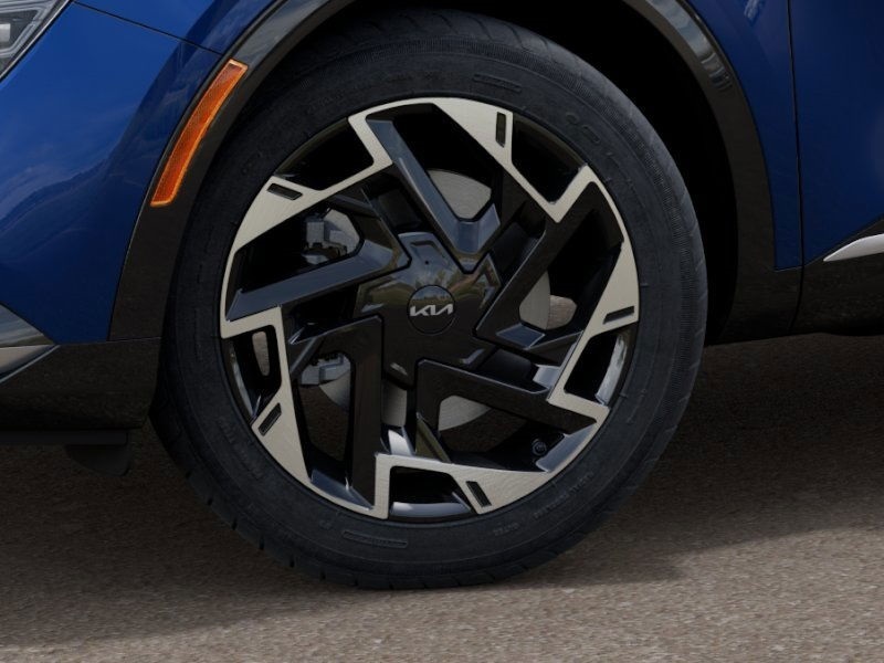 Vehicle image 10 of 27