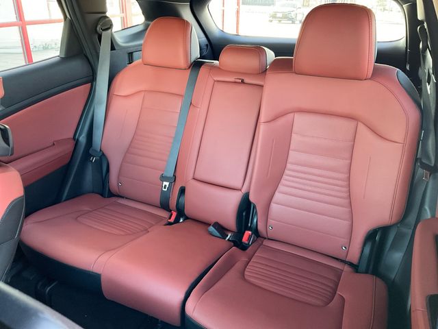 2025 Kia Sportage SX-Prestige Image 11 of 27