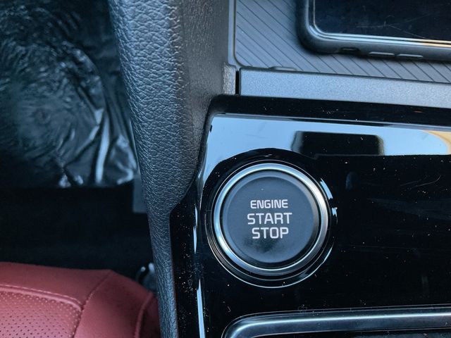 2025 Kia Sportage SX-Prestige Image 24 of 27