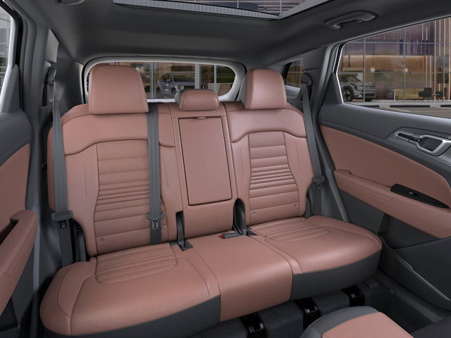 Vehicle image 14 of 27
