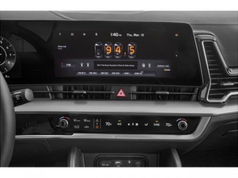 Vehicle image 13 of 28