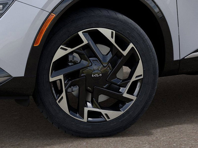 Vehicle image 10 of 27