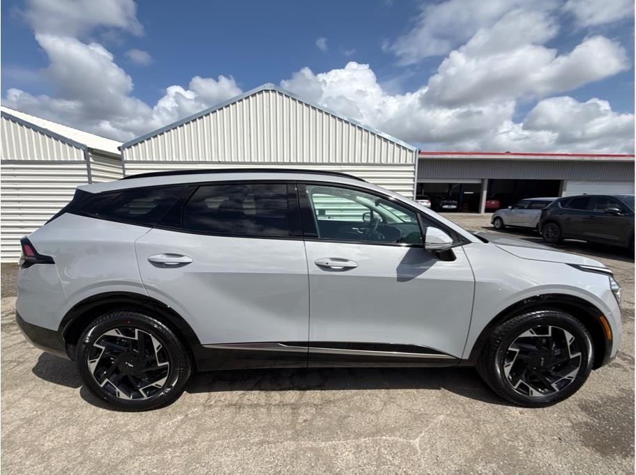 Vehicle image 5 of 22