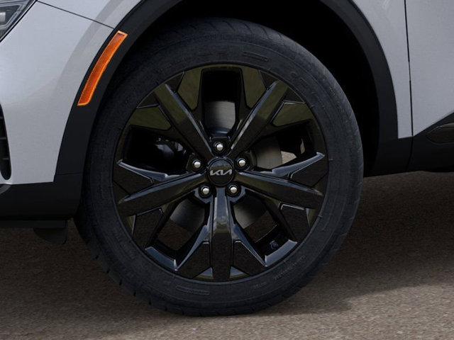 Vehicle image 10 of 27