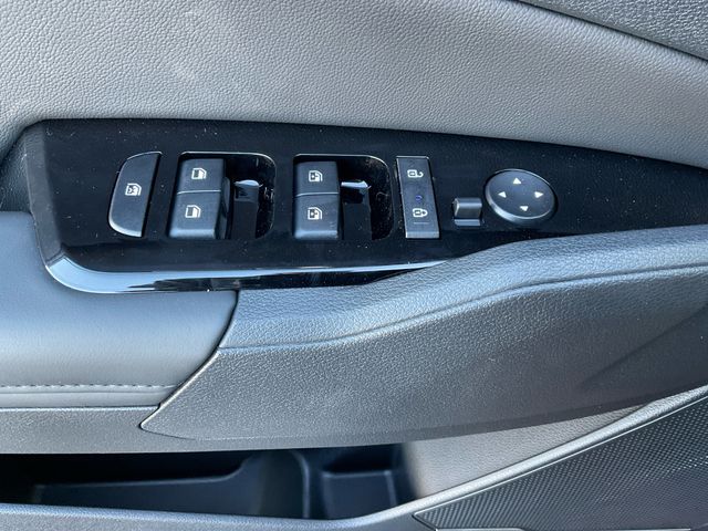 2025 Kia Sportage X-Line Image 19 of 25