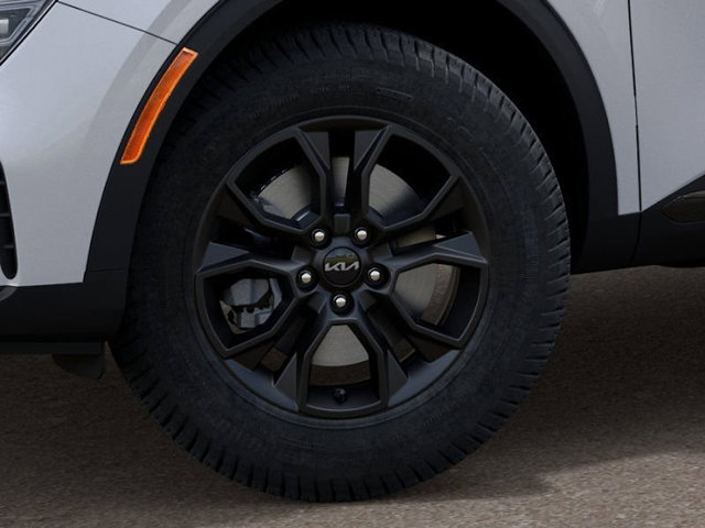 Vehicle image 10 of 27