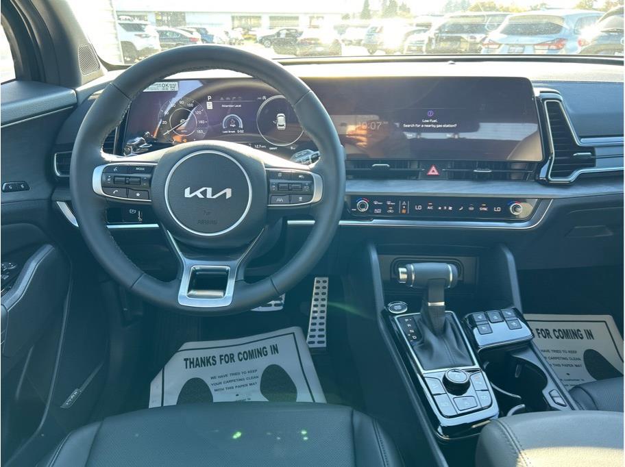 2025 Kia Sportage X-Pro Prestige Image 12 of 29