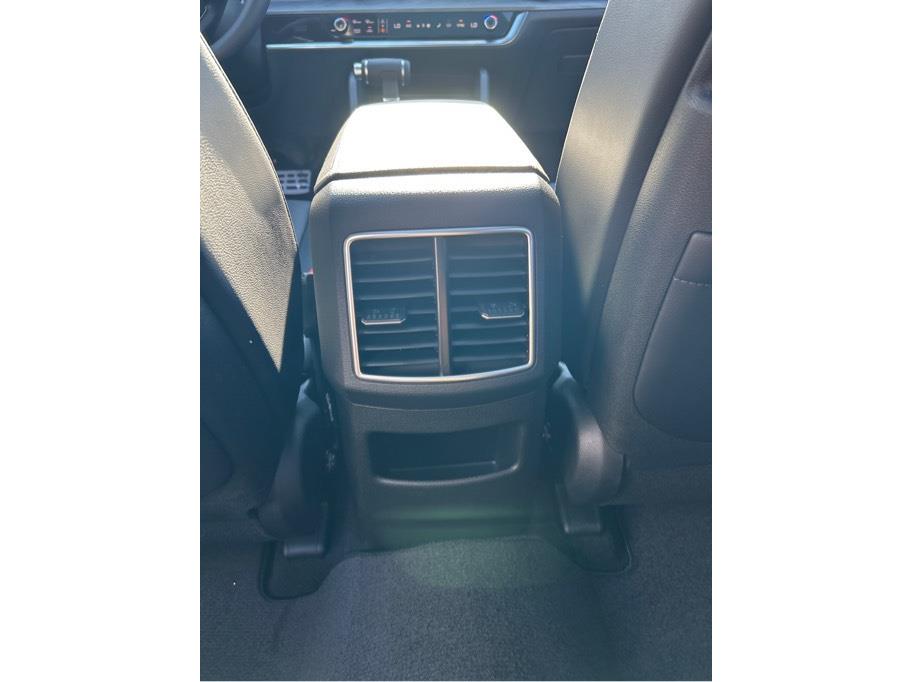 2025 Kia Sportage X-Pro Prestige Image 4 of 29