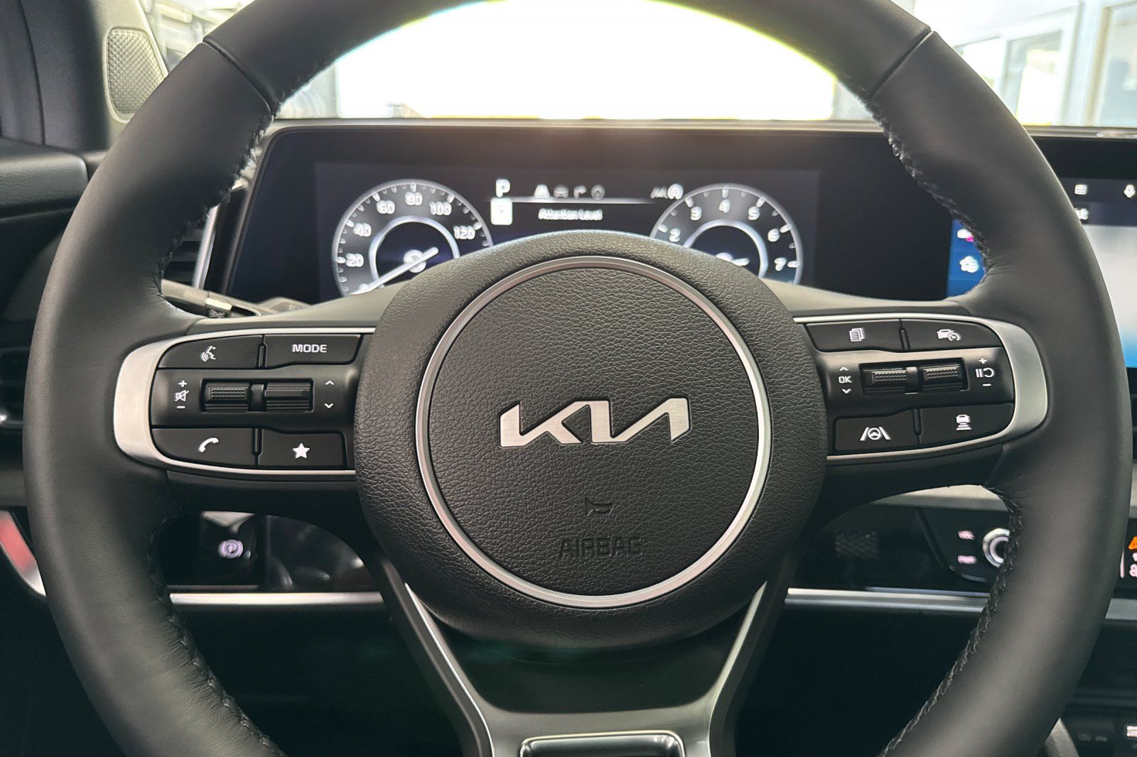 2025 Kia Sportage X-Pro Prestige Image 13 of 25