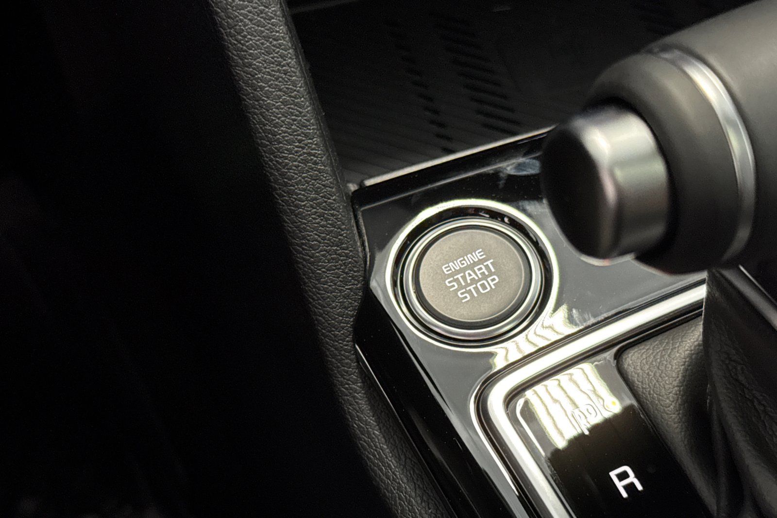 2025 Kia Sportage X-Pro Prestige Image 23 of 25