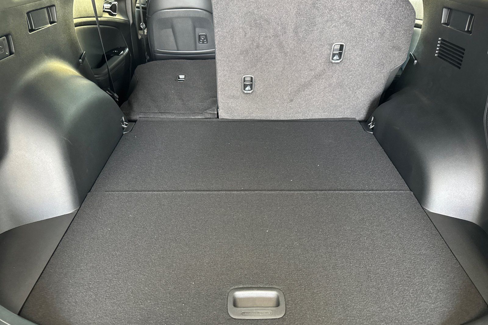 2025 Kia Sportage X-Pro Prestige Image 7 of 25